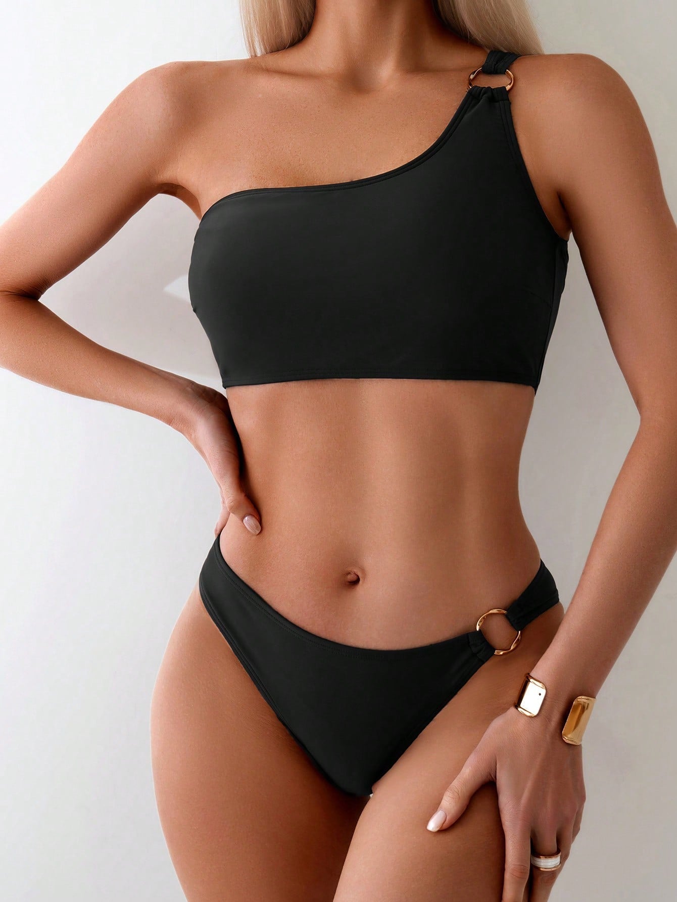 Biquíni Um Ombro Só - Michelli